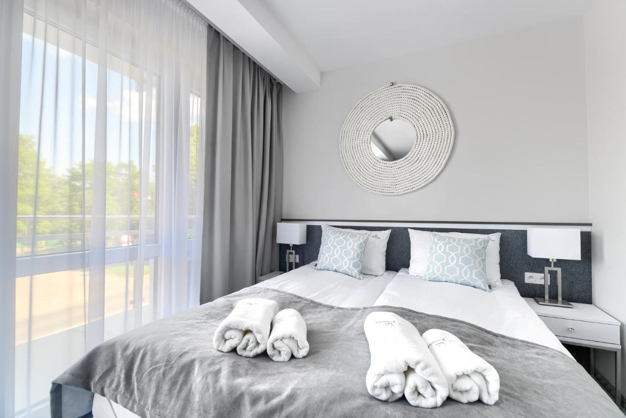 Szymanski Holiday Rooms Niechorze Bagian luar foto